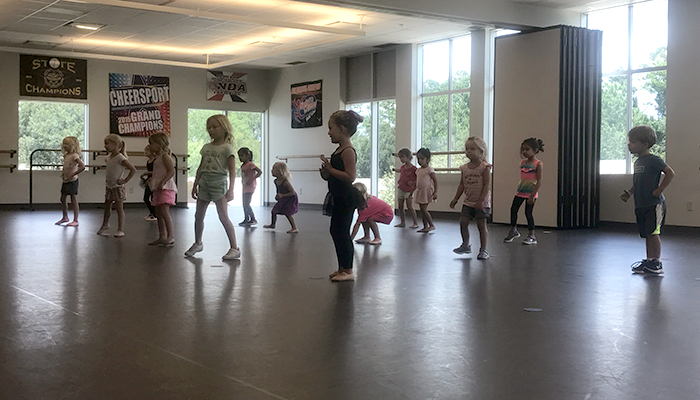 little kids dancing in studio